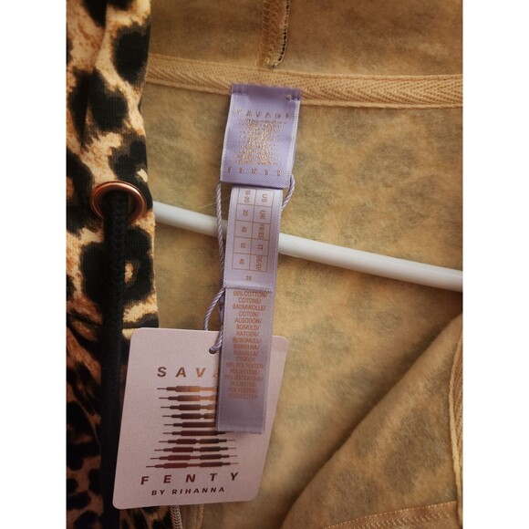 Savage X Fenty Forever Savage Hooded Jumpsuit Suga Beige Prowl Print Size 18/20 - Picture 3 of 10